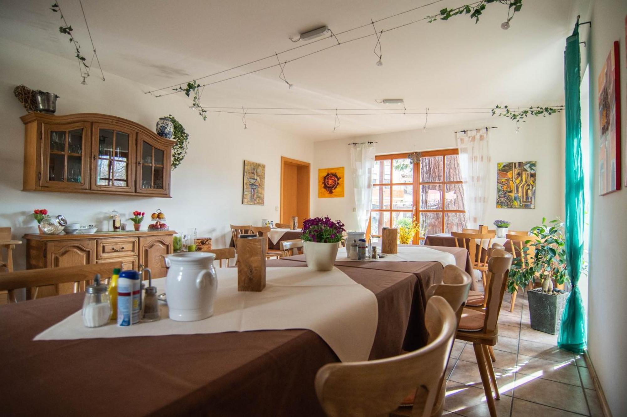 Gaestehaus Hellmer Neustadt an der Weinstraße エクステリア 写真